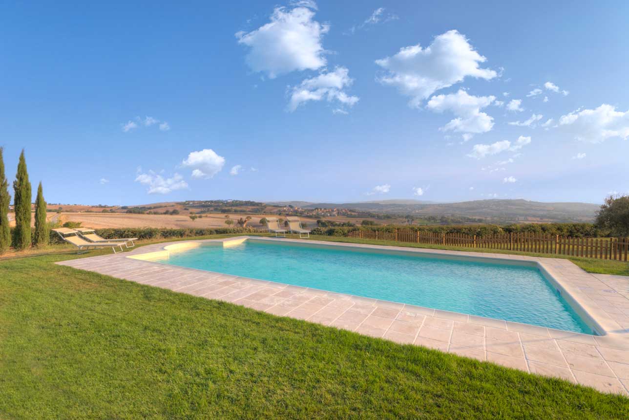 Piscina a sale con idromassaggio